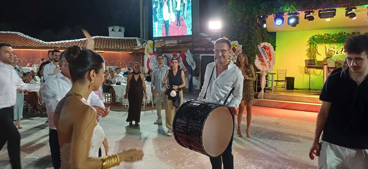 ​Muğla'da Görkemli Düğün:Ecem ve Seçkin Onur Dünyaevine Girdi 7